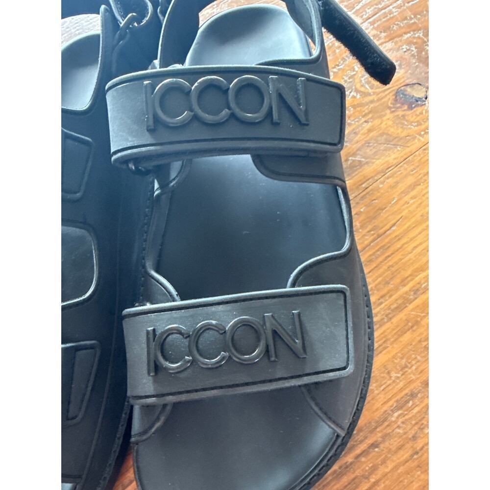 ICCON Cris Cavallari Icconic Velcro Strap Dad Sandals in Black, sz 245 [7.5] - Picture 9 of 9